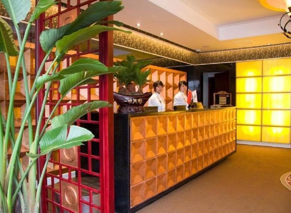 Manhattan Jinling Hotel Shanghaj Zewnętrze zdjęcie