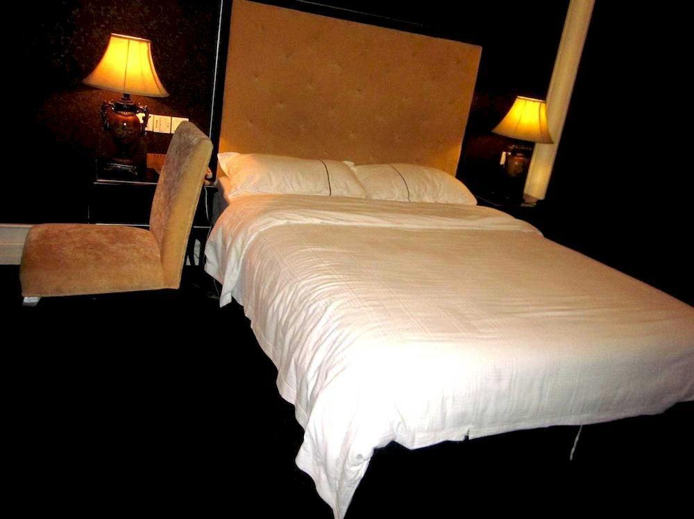 Manhattan Jinling Hotel Shanghaj Zewnętrze zdjęcie