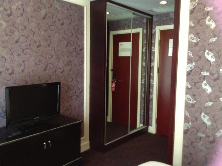Manhattan Jinling Hotel Shanghaj Zewnętrze zdjęcie