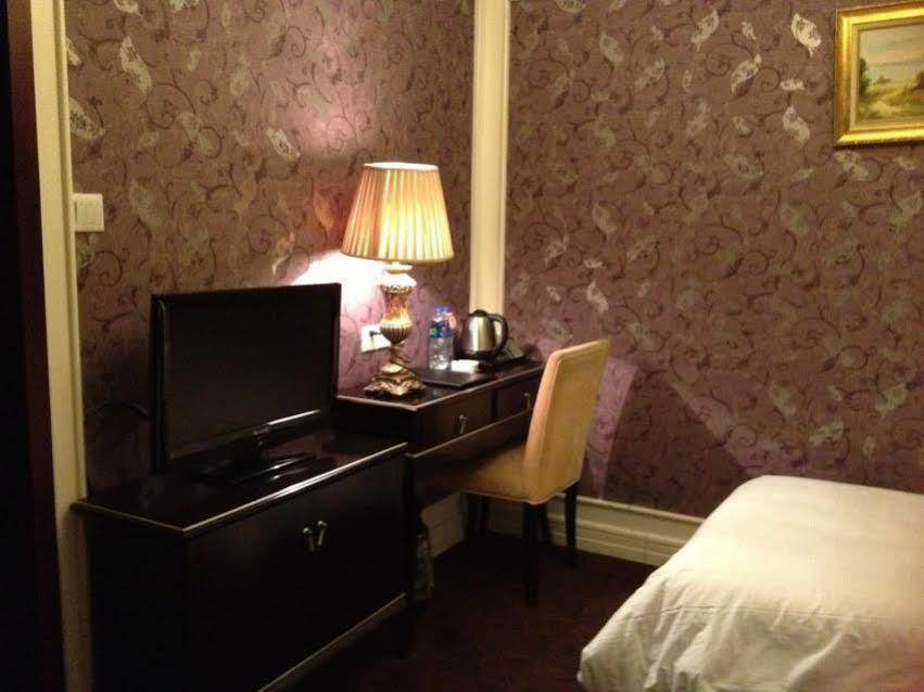Manhattan Jinling Hotel Shanghaj Zewnętrze zdjęcie